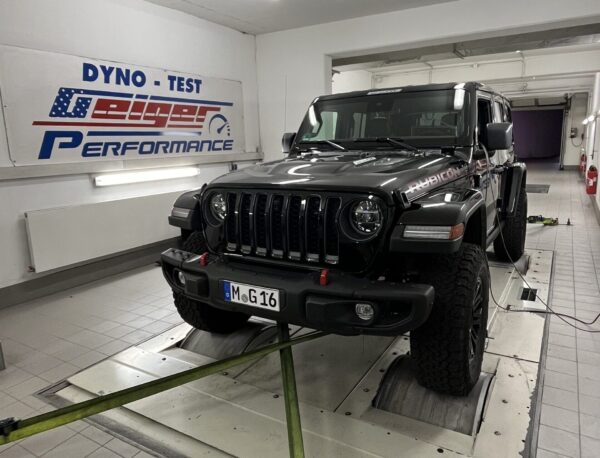 Jeep Wrangler auf dem Prüfstand der Geiger Performance GmbH