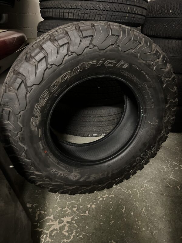 Tires BF Goodrich All Train T/A 285/70 R17