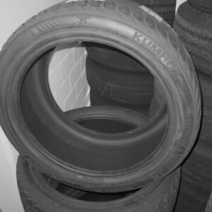 Reifensatz Kumho 275/35 R18