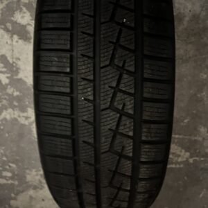 Reifen Yokohama W Drive 235/55R20