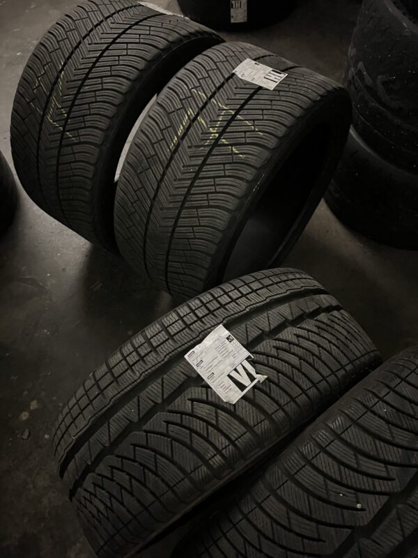 Reifensatz Michelin Pilot Alpin Winter