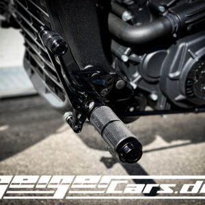 INDIAN Scout Bobber / Fußrastenanlage - Image 3