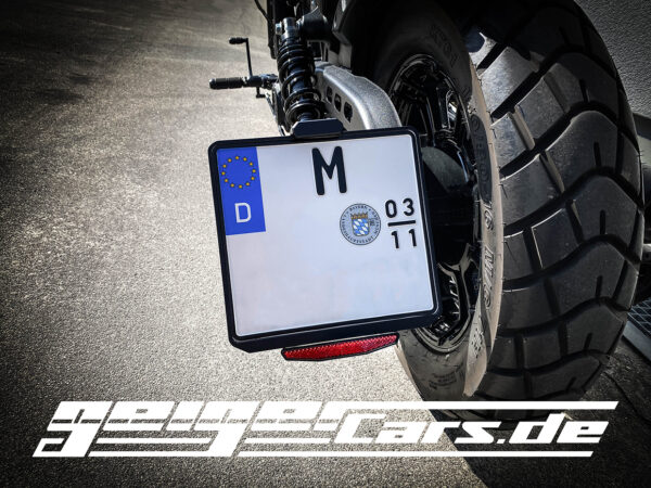 INDIAN Scout Bobber side license plate holder
