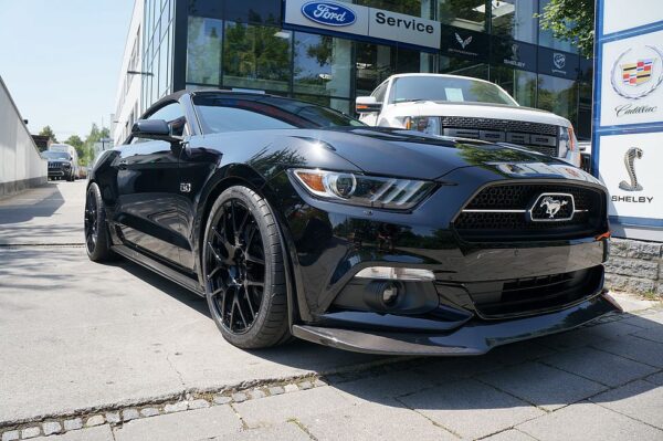 Geiger-Carbon Bodykit Ford Mustang