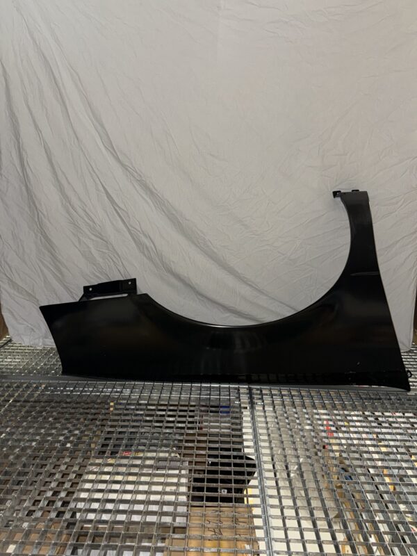 Fender Front Passenger Side, Cadillac DeVille 2000-2005
